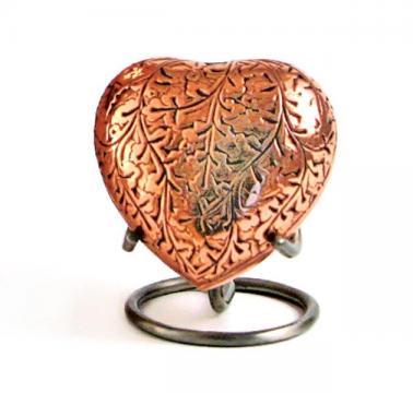 Cl.Engraved Copper Oak- Heart Keepsake